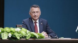 Cumhurbaşkanı Yardımcısı Oktay, Ali Gürbüz’ü tebrik etti