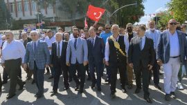 Kırkpınar adetlerinden “güreş ağası” karşılama ritüeli gerçekleşti